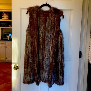 Long rabbit vest by 525 America.  Hooded back in size medium.